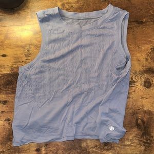 Lululemon train to be tank top